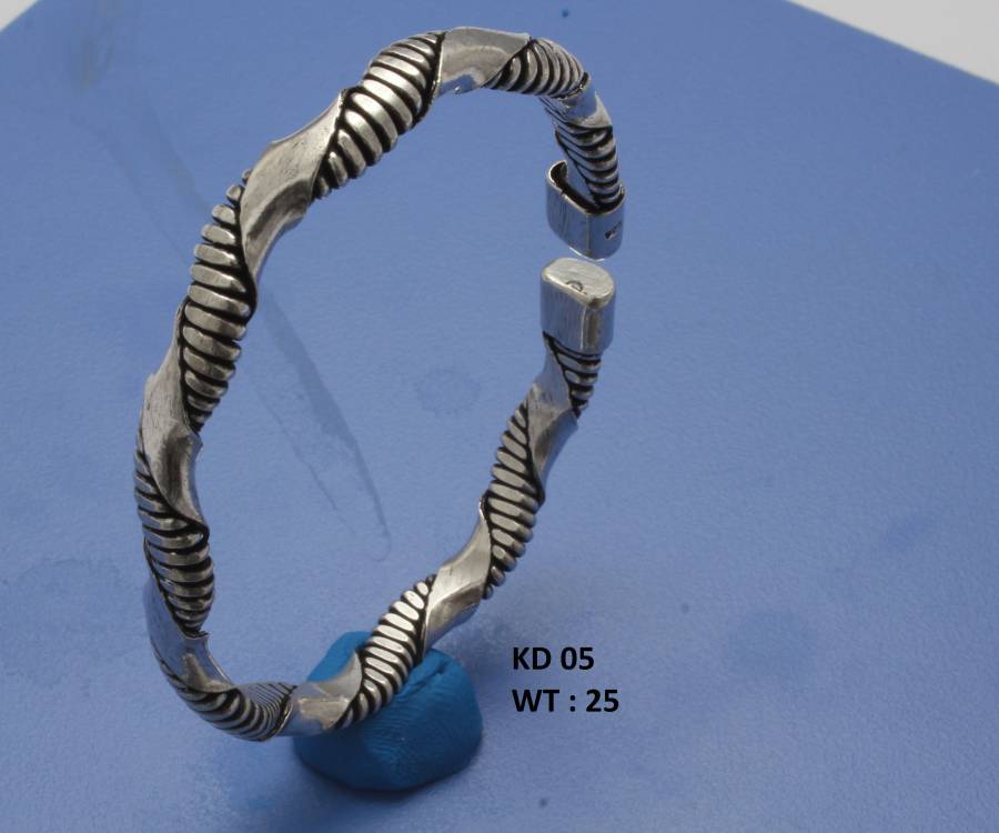 KD-103