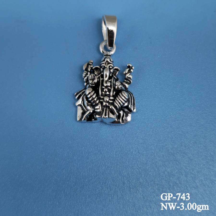 GP-743
